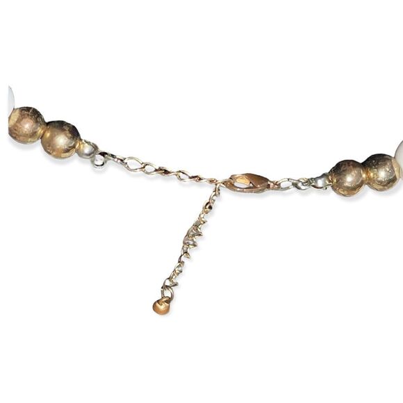 Fashion Jewelry White Beaded Wood Twist Necklace - Picture 2 of 4